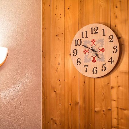Madame Vacances Les Chalets Du Berger Premium*** La Feclaz Exterior photo