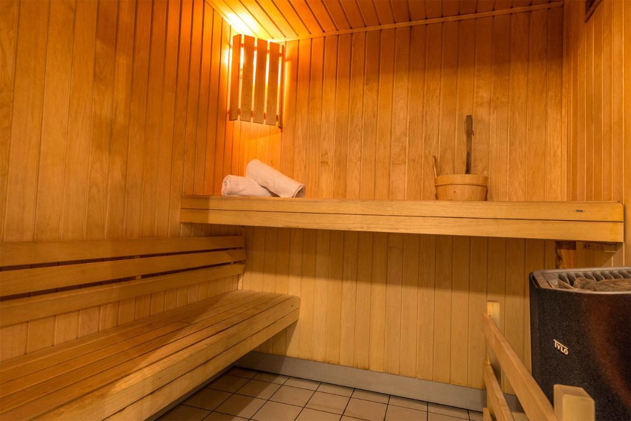 Madame Vacances Les Chalets Du Berger Premium*** La Feclaz Exterior photo