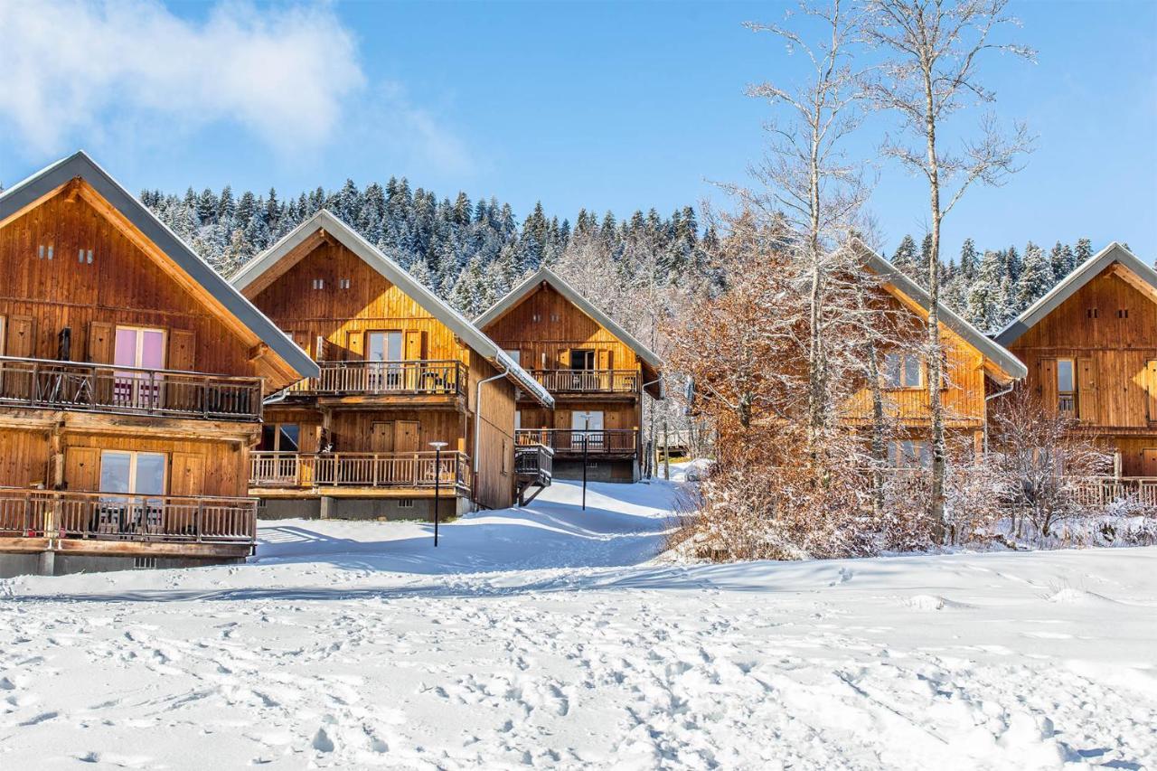 Madame Vacances Les Chalets Du Berger Premium*** La Feclaz Exterior photo